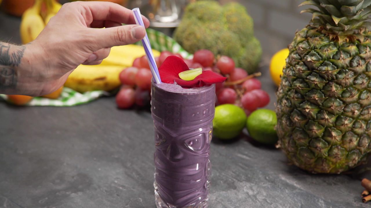 Smoothie antioxydant aux myrtilles et aux super-aliments