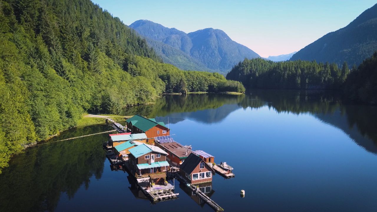 Canada Bear Lodge