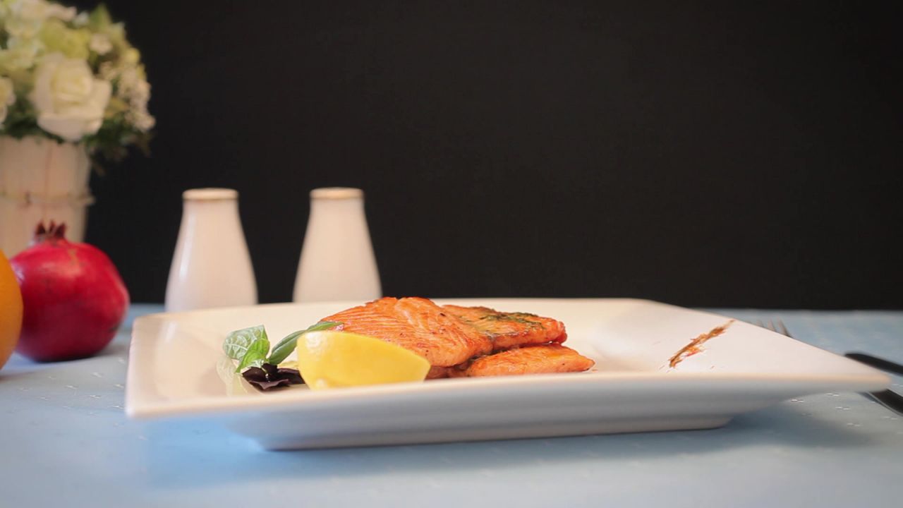 Salmon with orange sauce
