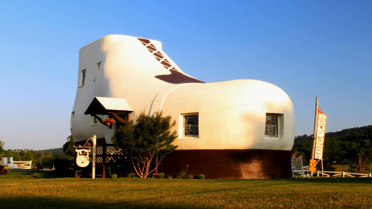 World's Weirdest Homes