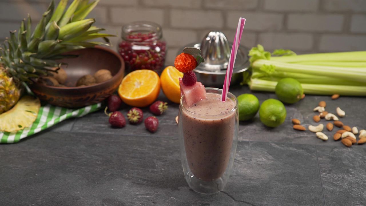 Smoothie aux myrtilles et au concombre