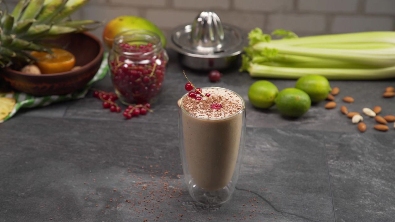 Gingerbread Cookie Smoothie