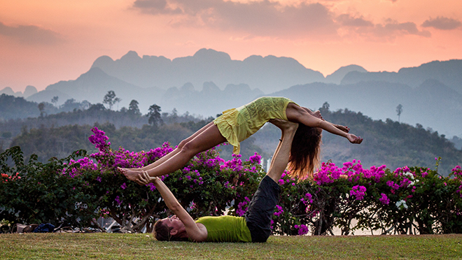 Zoom sur l'acroyoga