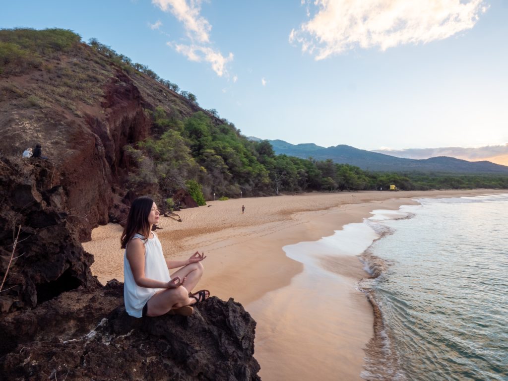 L'aqua-yoga : présentation, lieux, avantages et bienfaits