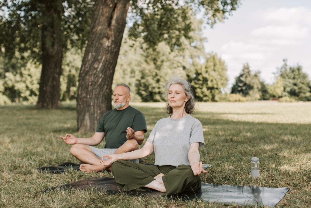 Le yoga pour les seniors