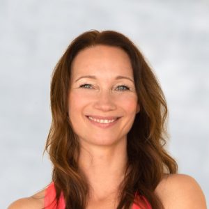 Annette Alvaredo