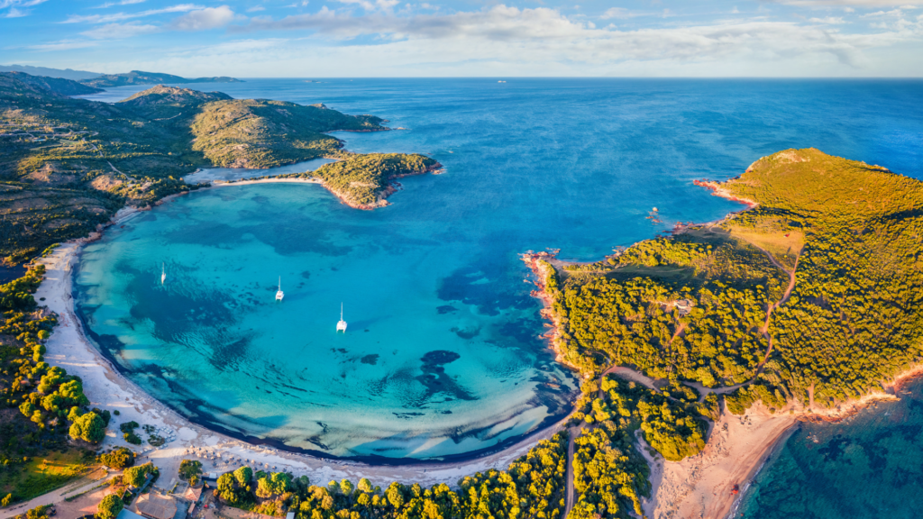 3 plages à faire en Corse