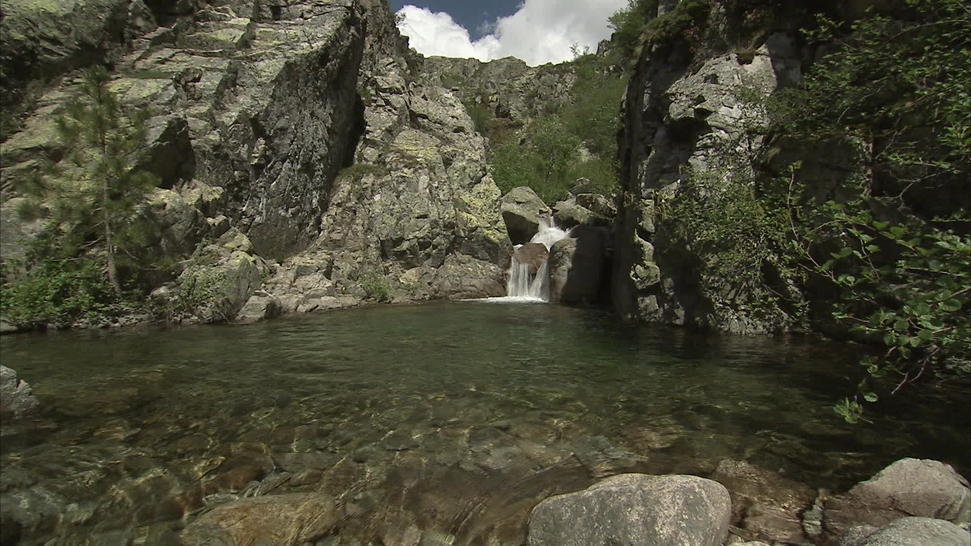 Corsica - Zoïcu waterfall