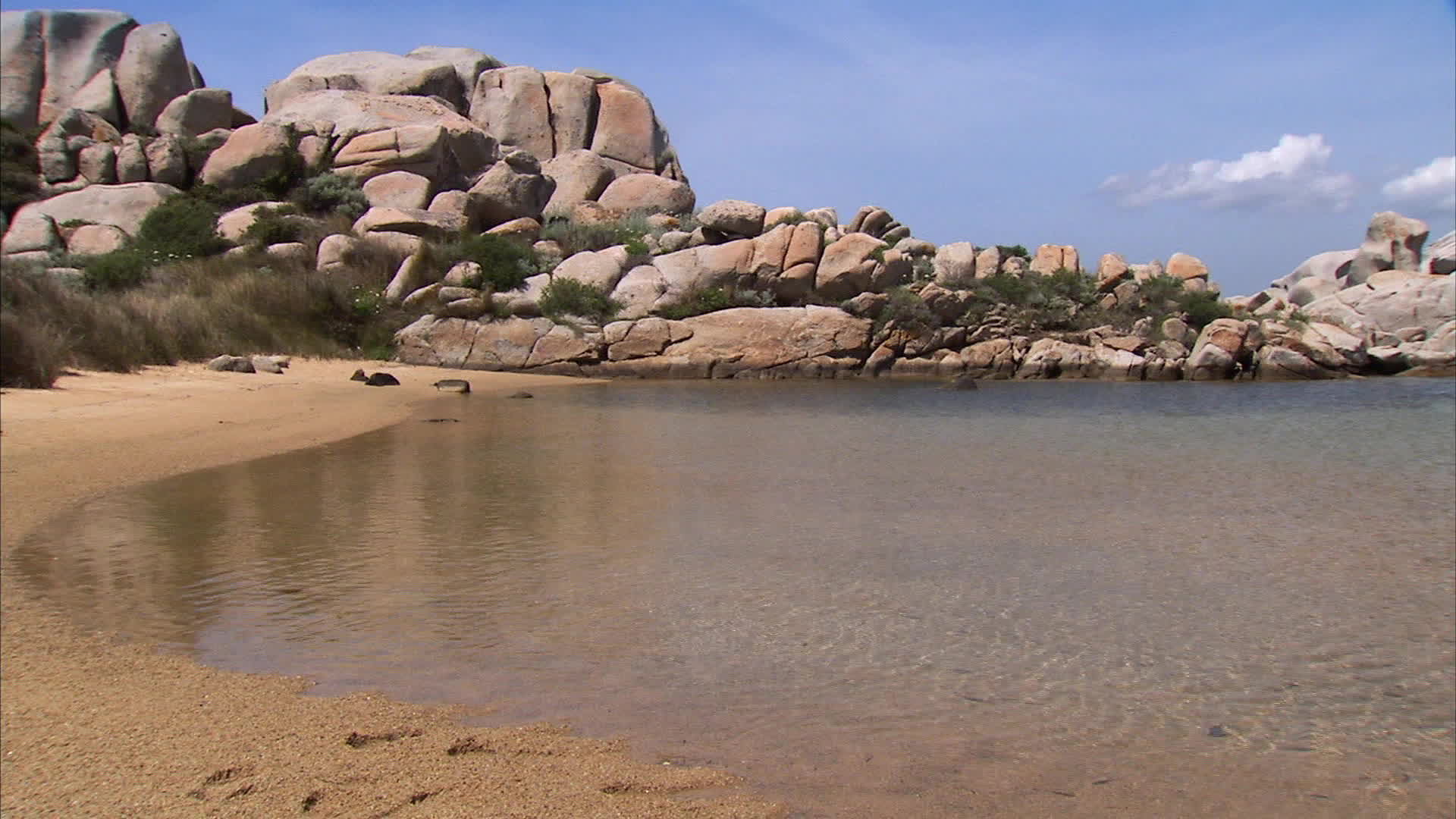 Corsica - chiesa cove