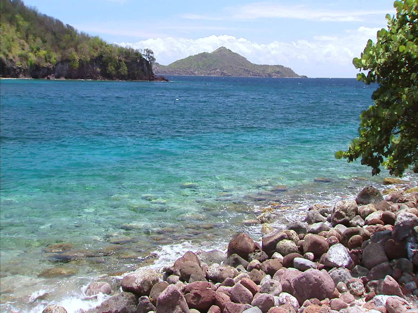 Les saintes islands - Old pottery cove