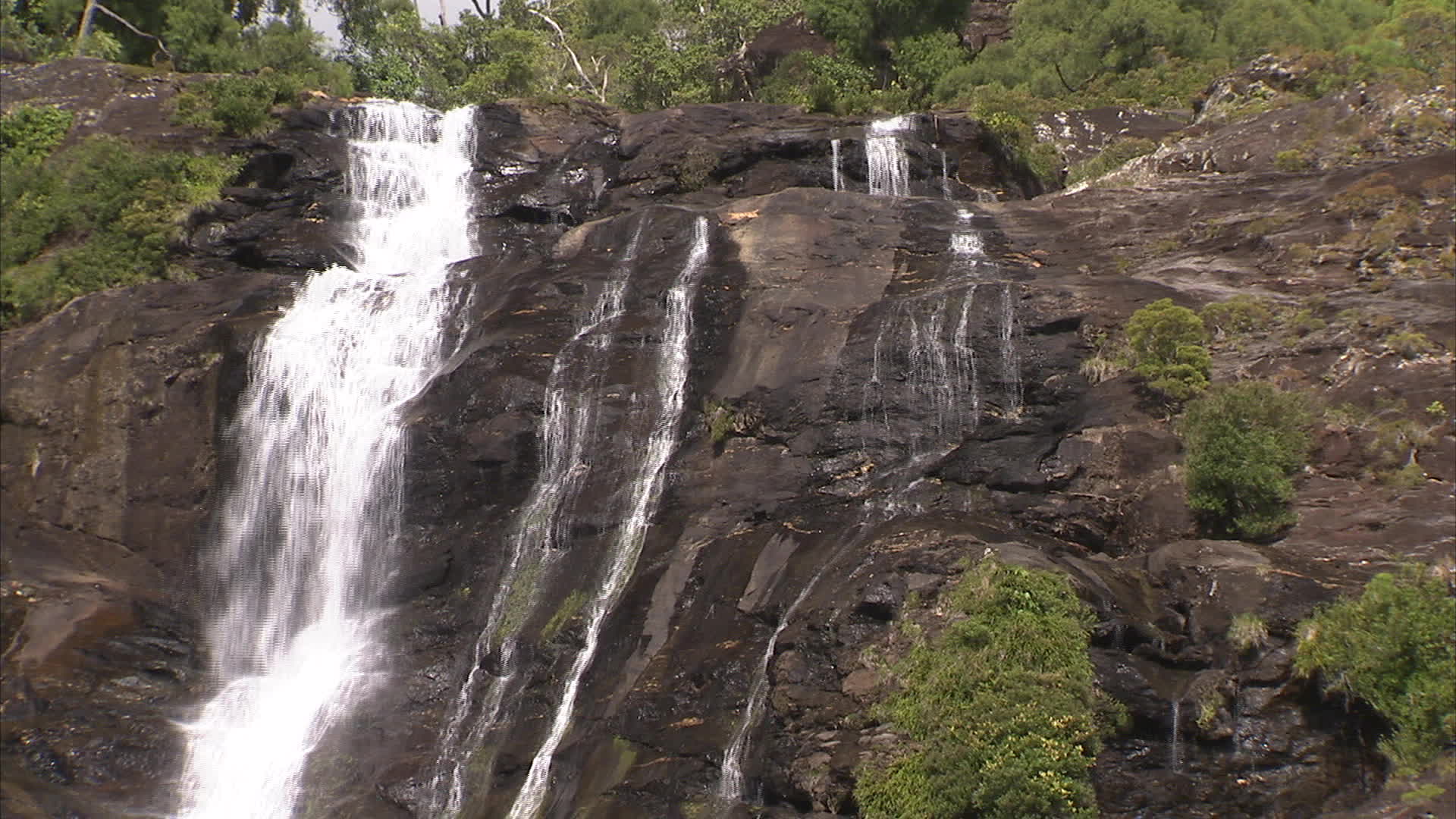 New caledonia - colnett waterfall