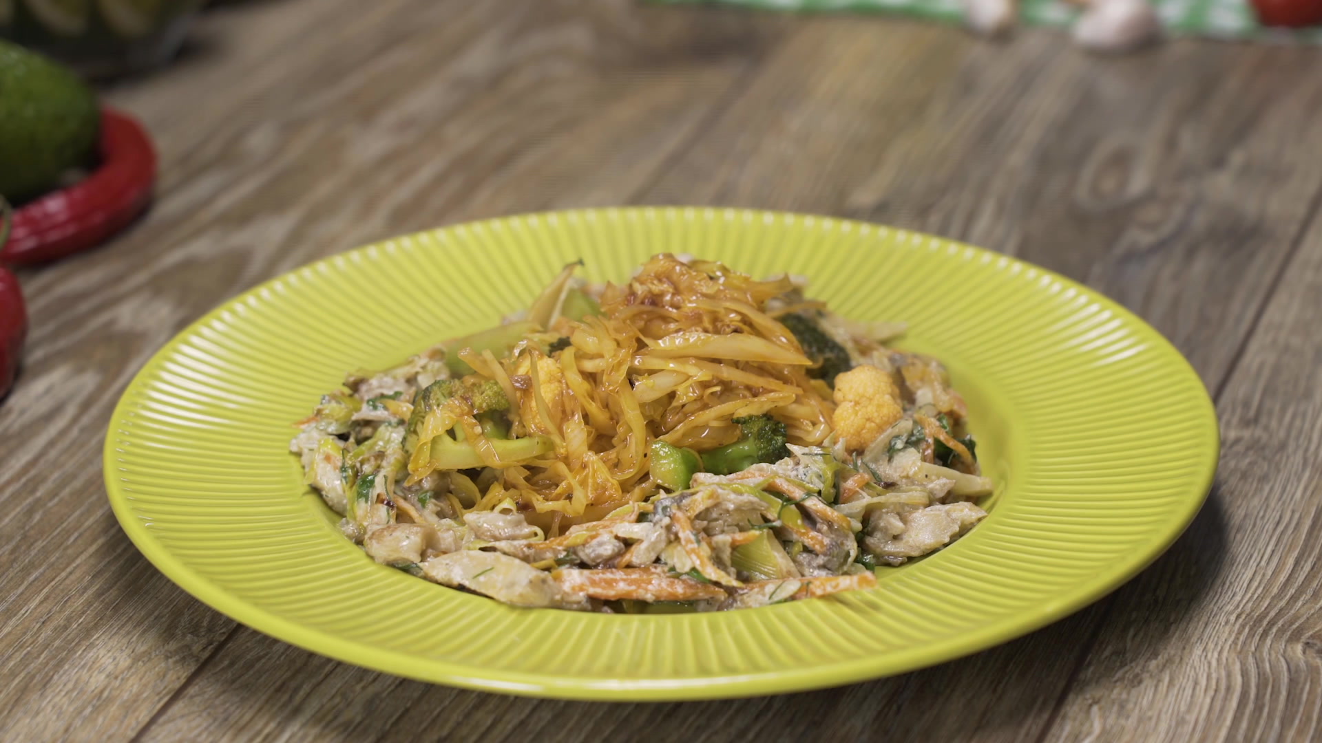 Cabbage sauté with mushrooms