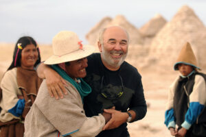 Avec Gerard Jugnot Chez Les Chipayas