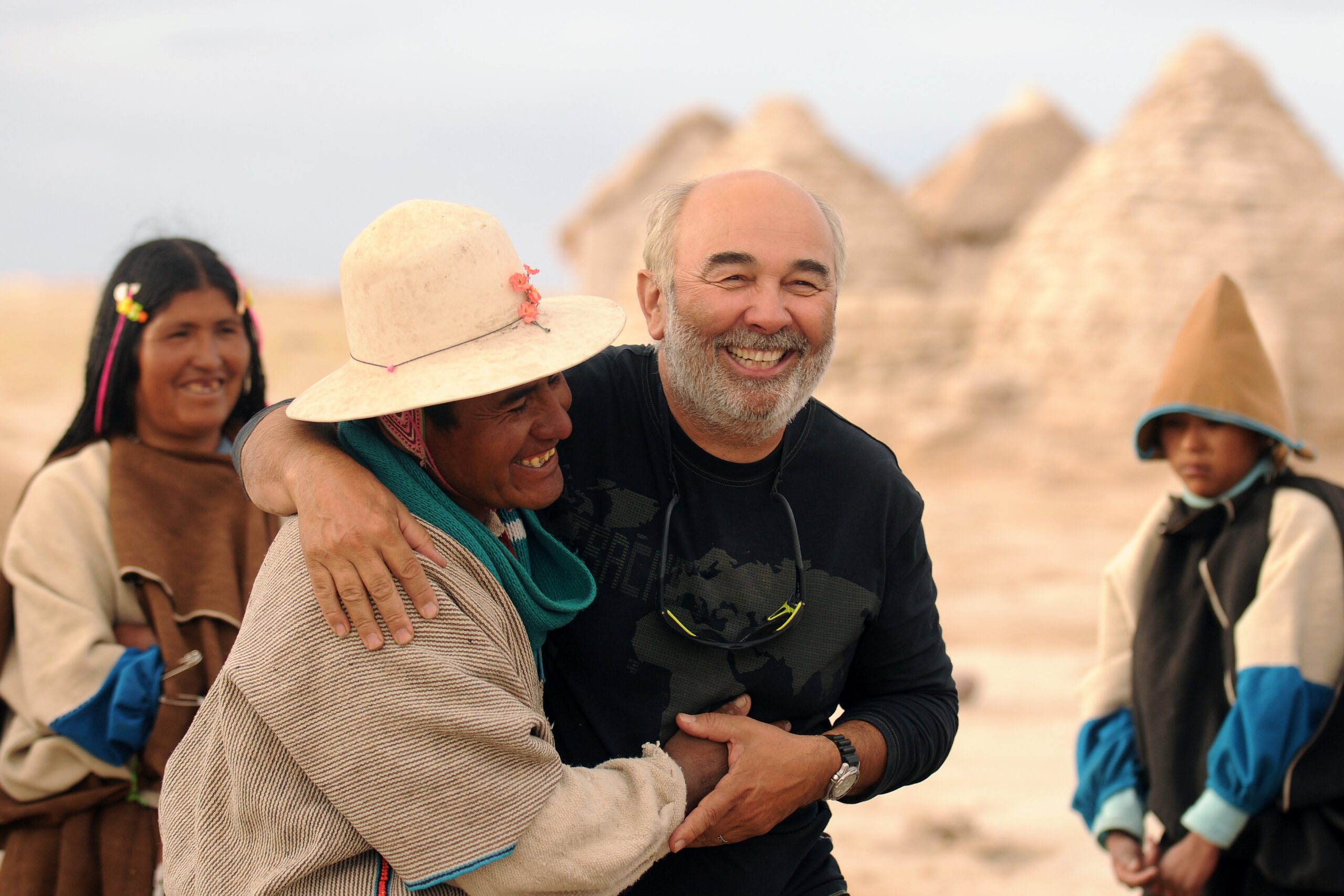 Avec Gerard Jugnot Chez Les Chipayas